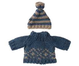 Knitted sweater and hat, Dad mouse