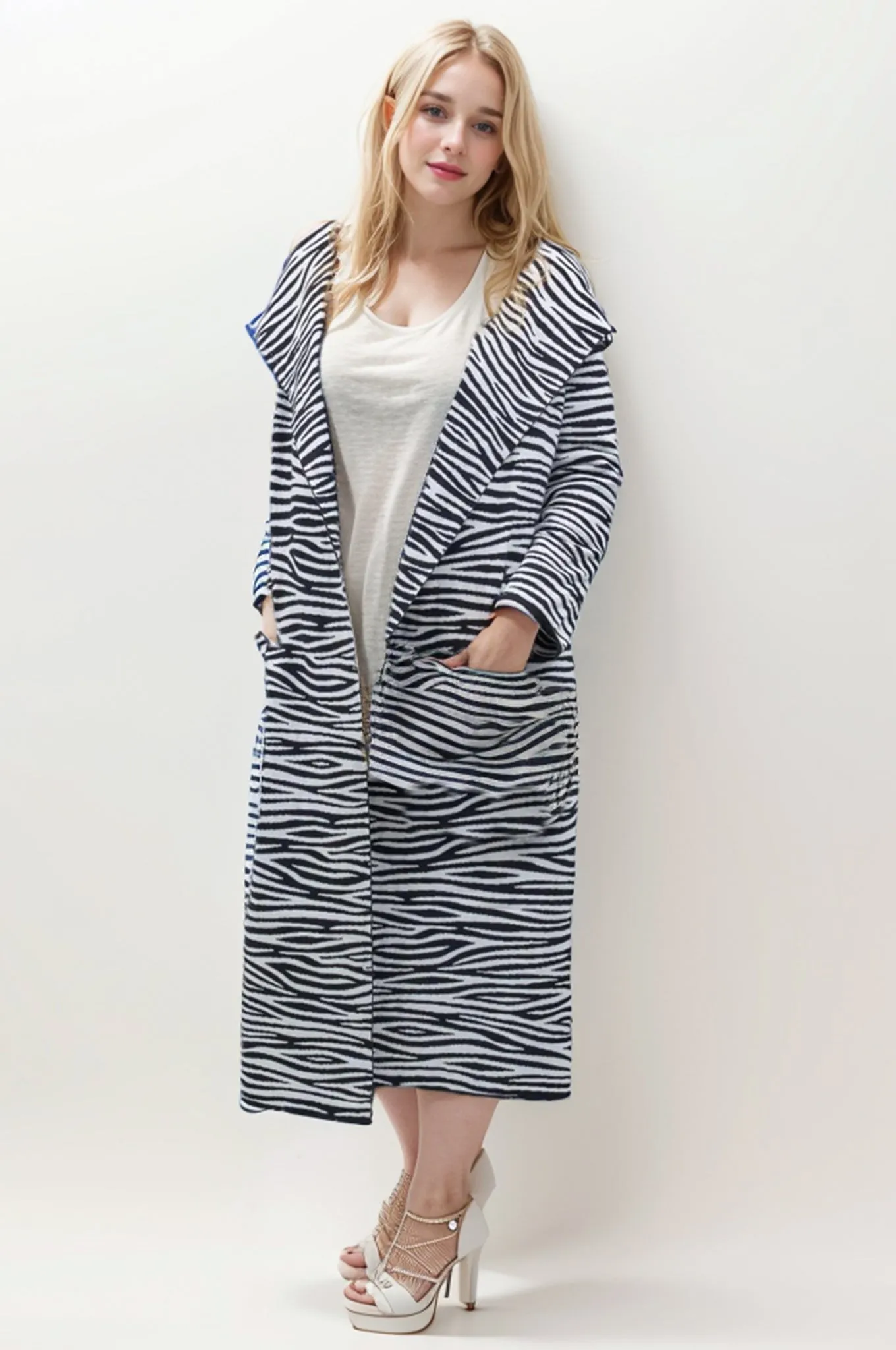Long Knitted Zebra Pattern Cardigan