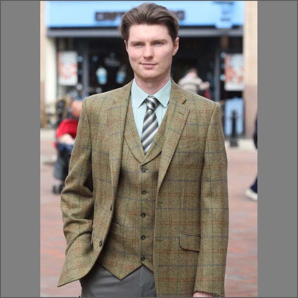 Mallalieus Heather Tweed Waistcoat<>