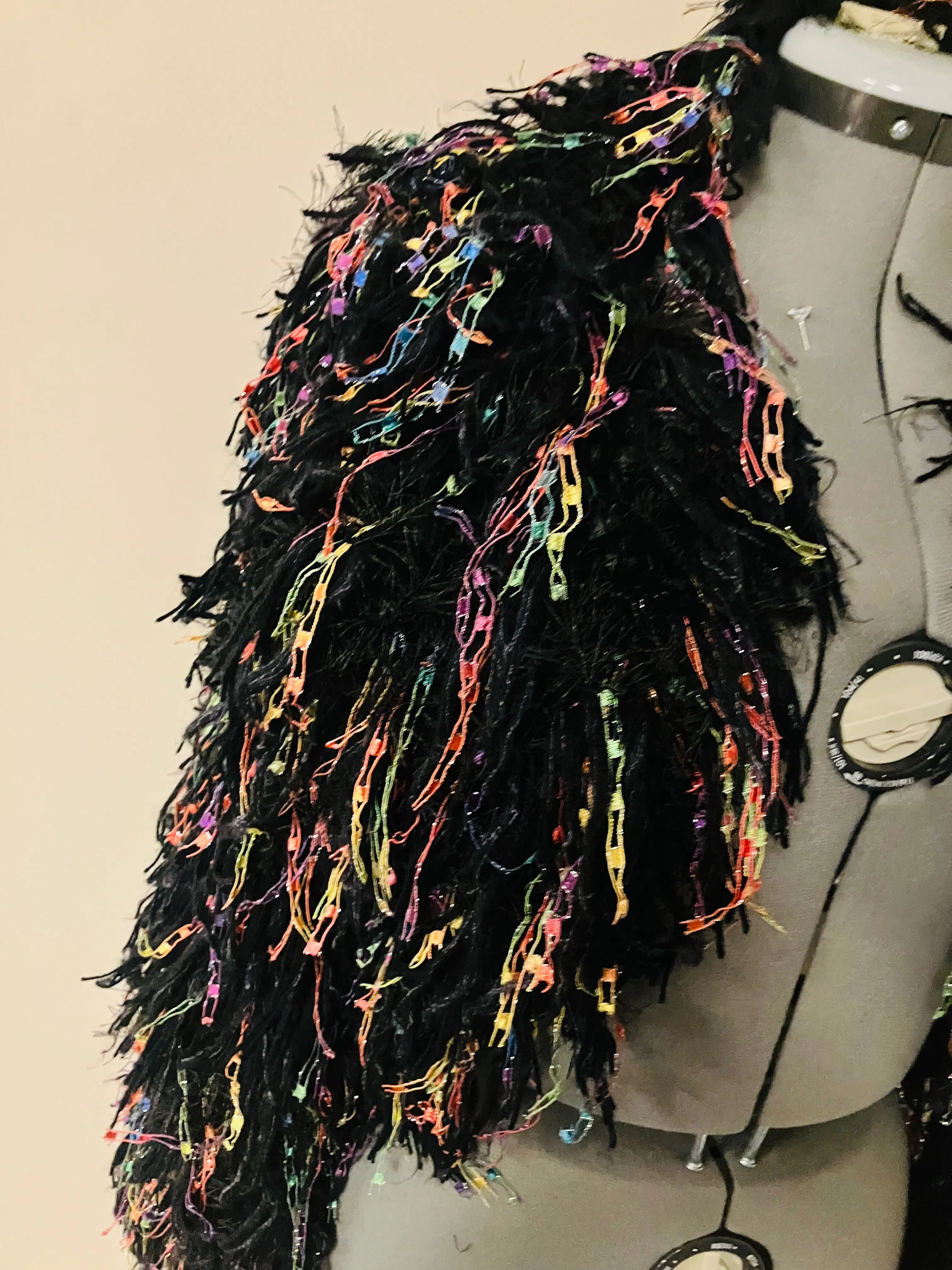 Shaggy fringe jacket